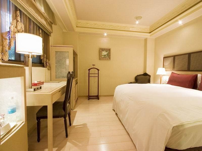 Deja Vu Hotel Taipei Exterior photo