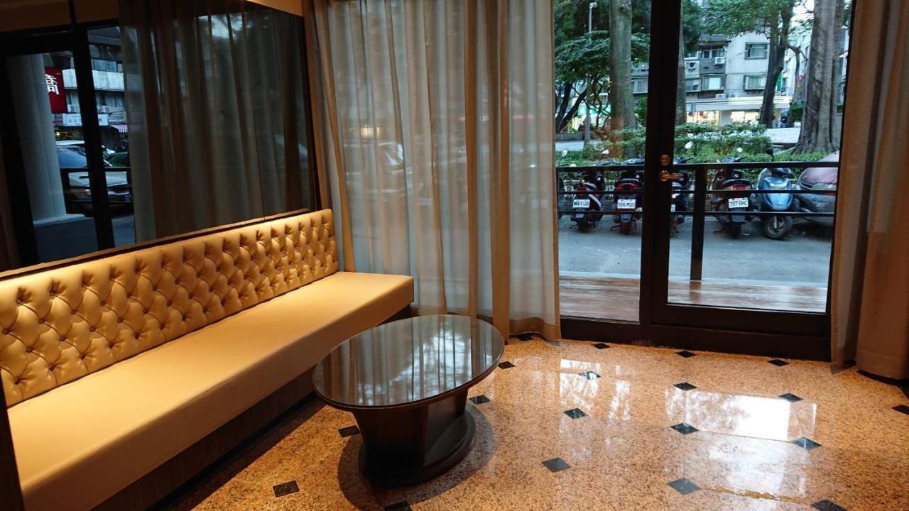 Deja Vu Hotel Taipei Exterior photo